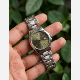 ساعت مچی زنانه دخترانه کاسیو casio کلاسیک صفحه سبز زیتونی