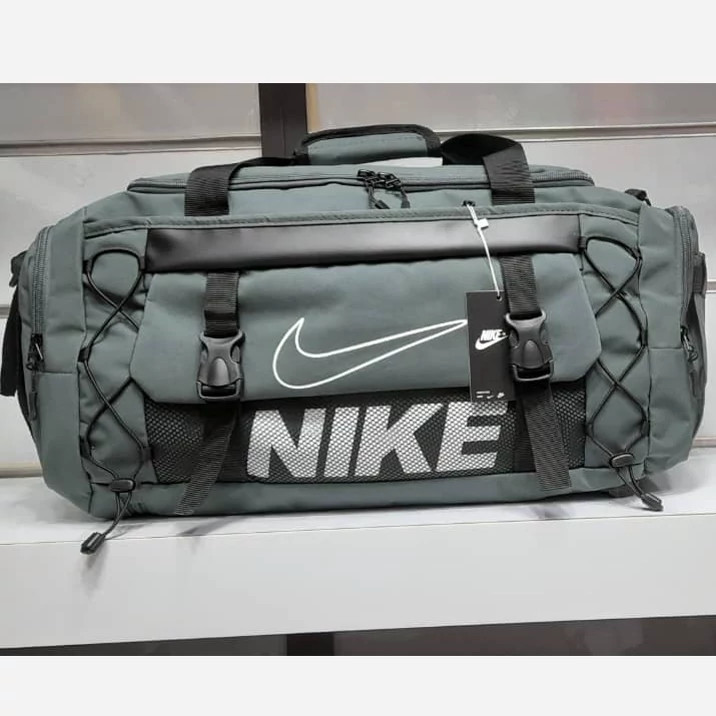 ساک ورزشی NIKE.سه حالته جهت سهولت استفاده برای افراد