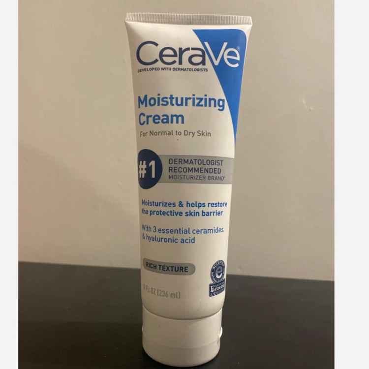 کرم مرطوب کننده و آبرسان سراوی Cerave سایز بزرگ اصلی
