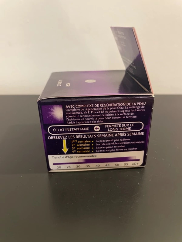 کرم روز ضد چروک و لیفتینگ اولاز OLAZ SPF 15