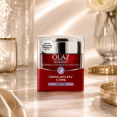 کرم شب ضدچروک اولاز OLAZ Regenerist Night Cream