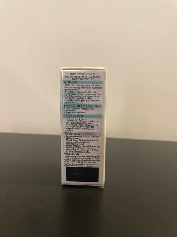 کرم دور چشم اولاز ریجنریست لومینوس Olaz Eye Corrector