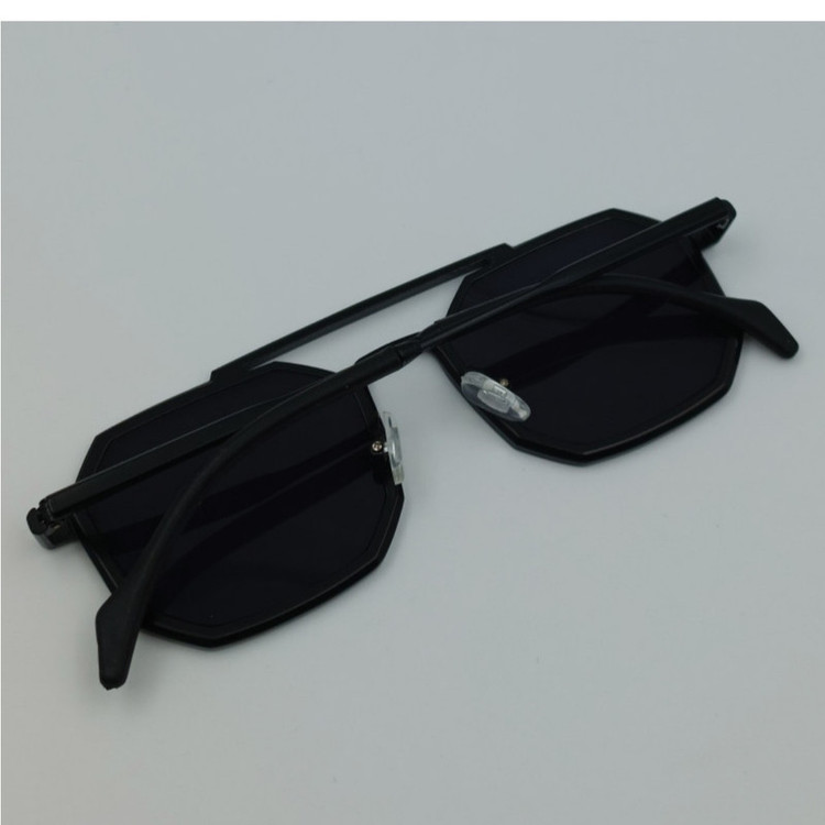 عینک آفتابی مدل چند ضلعی 0177pm