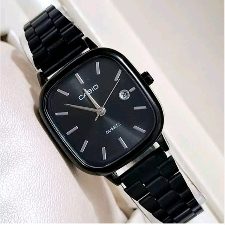 ساعت مچی کاسیو casio صفحه مربعی مشگی بند استیل مشگی ضداب شیک وخاص