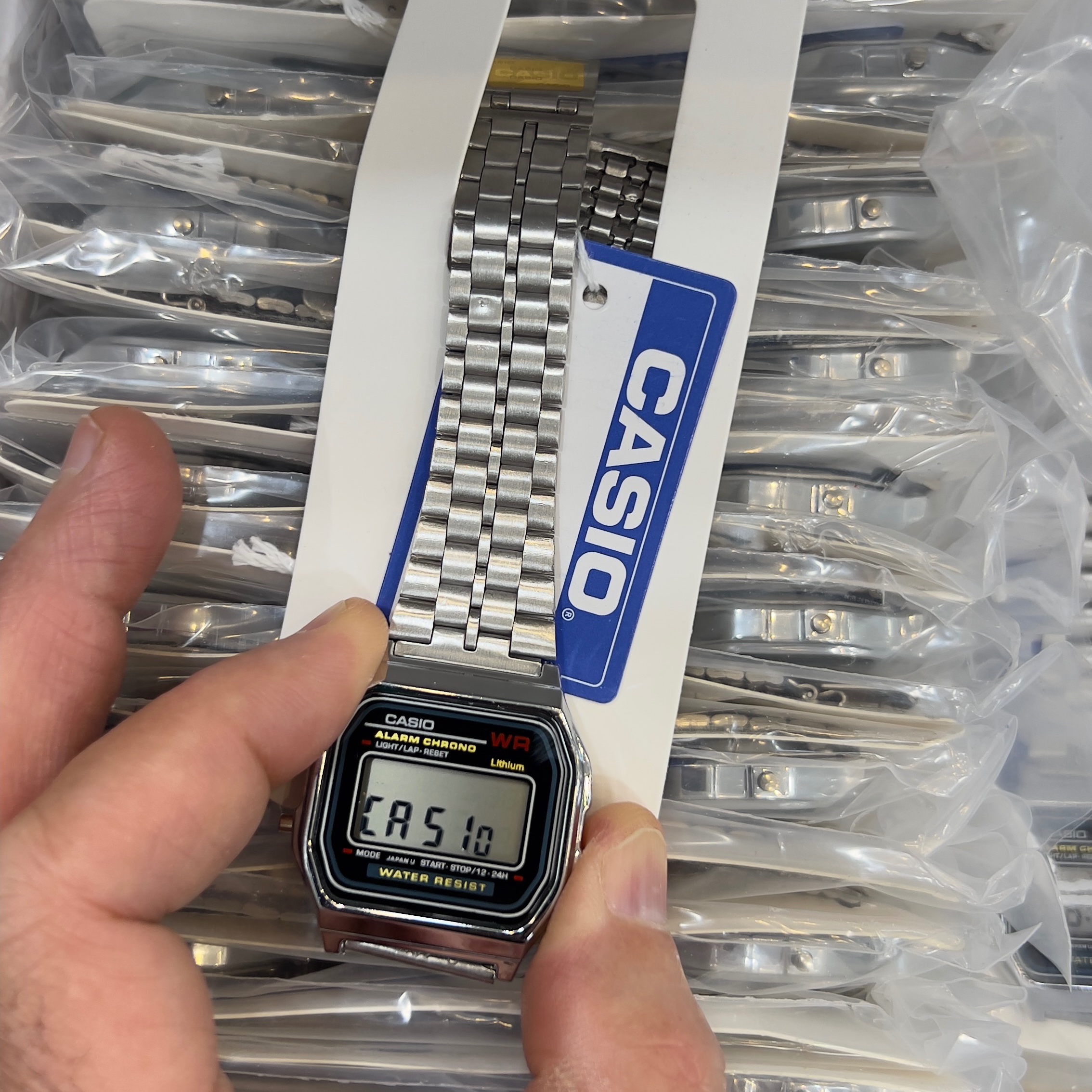 ساعت کاسیو دیجیتالی لیبل طلایی نویس(casio)