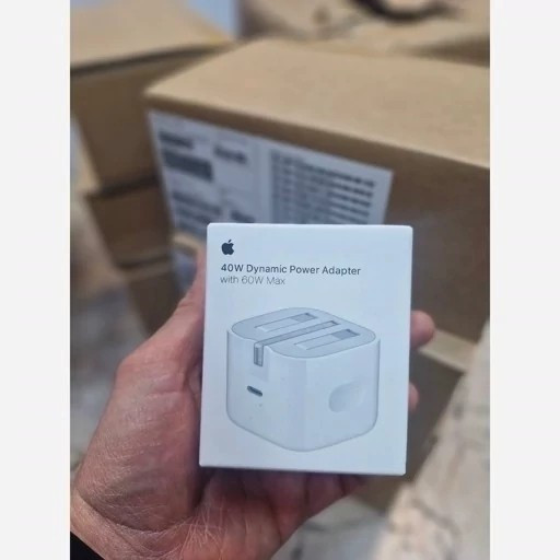 شارژر دیواری اپل 40 وات مدل Dynamic Power Adapter با توان خروجی تا 60 وات سه پین قیمت عالی