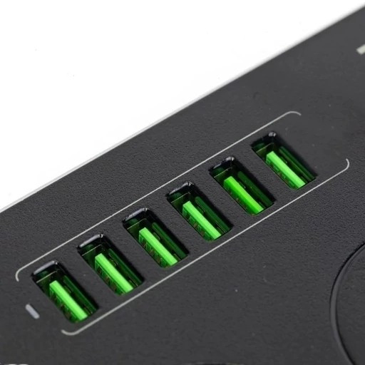 3 راهی و محافظ شوک الکتریکی HG 136U هوشمند با 6 ورودی USB و 3 پریز برق اصلی قیمت عالی