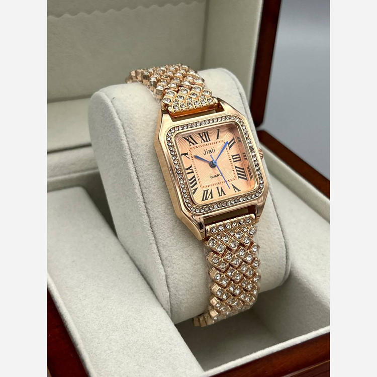 ساعت مچی زنانه نگین دار با ارسال رایگان