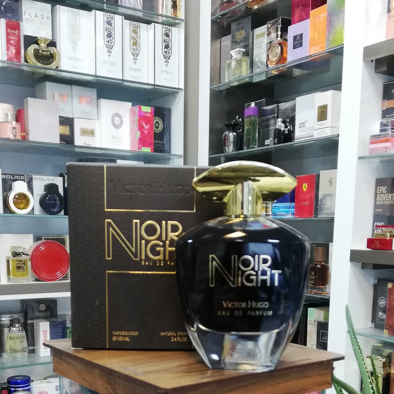 عطر ادکلن زنانه ویکتور هوگو مدل نویر  نایتNoir Night Eau de Parfum for Women victor Hugo