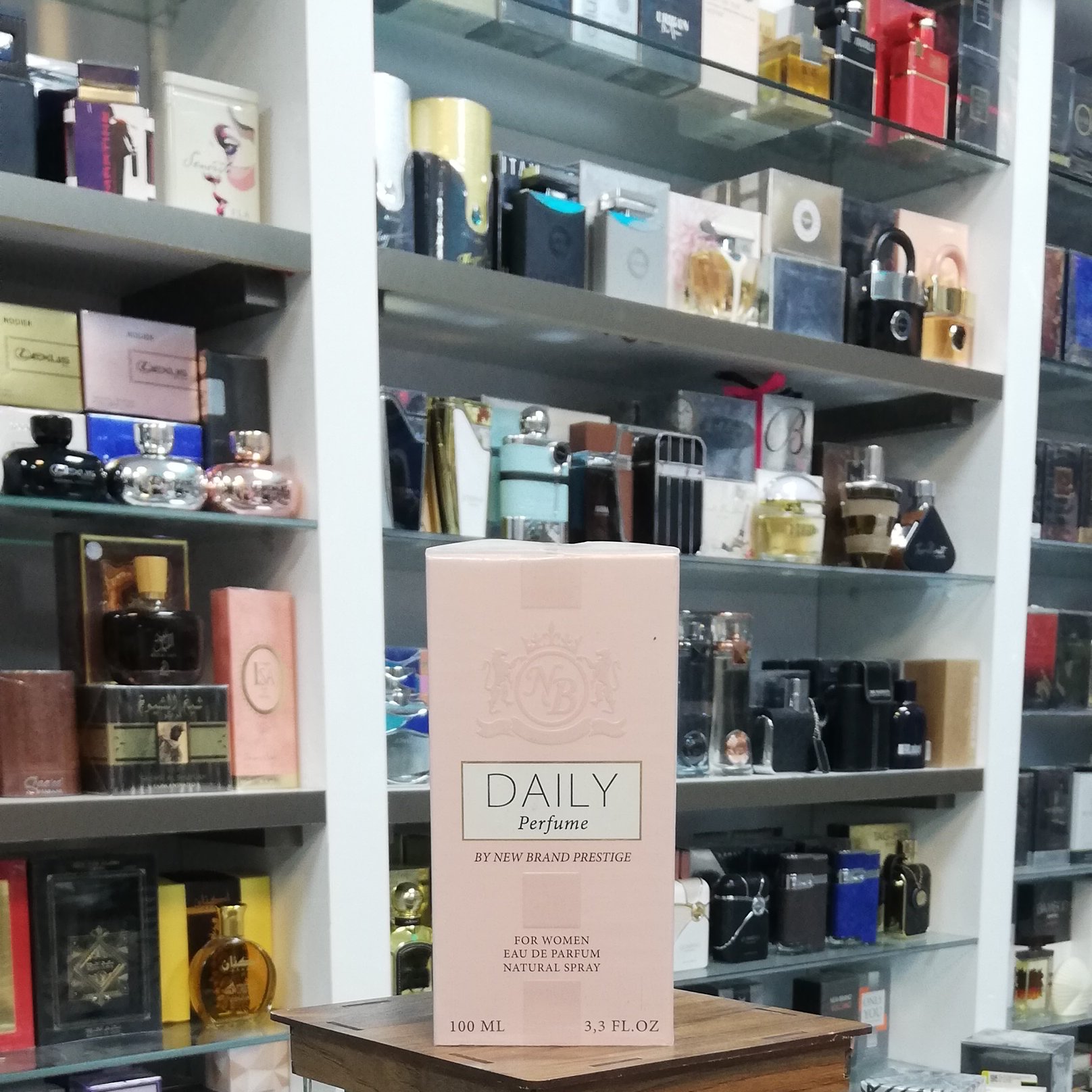 ادوپرفیوم زنانه نیو برند مدل دیلی حجم 100 میل New Brand Daily EDP For Women 100ml
