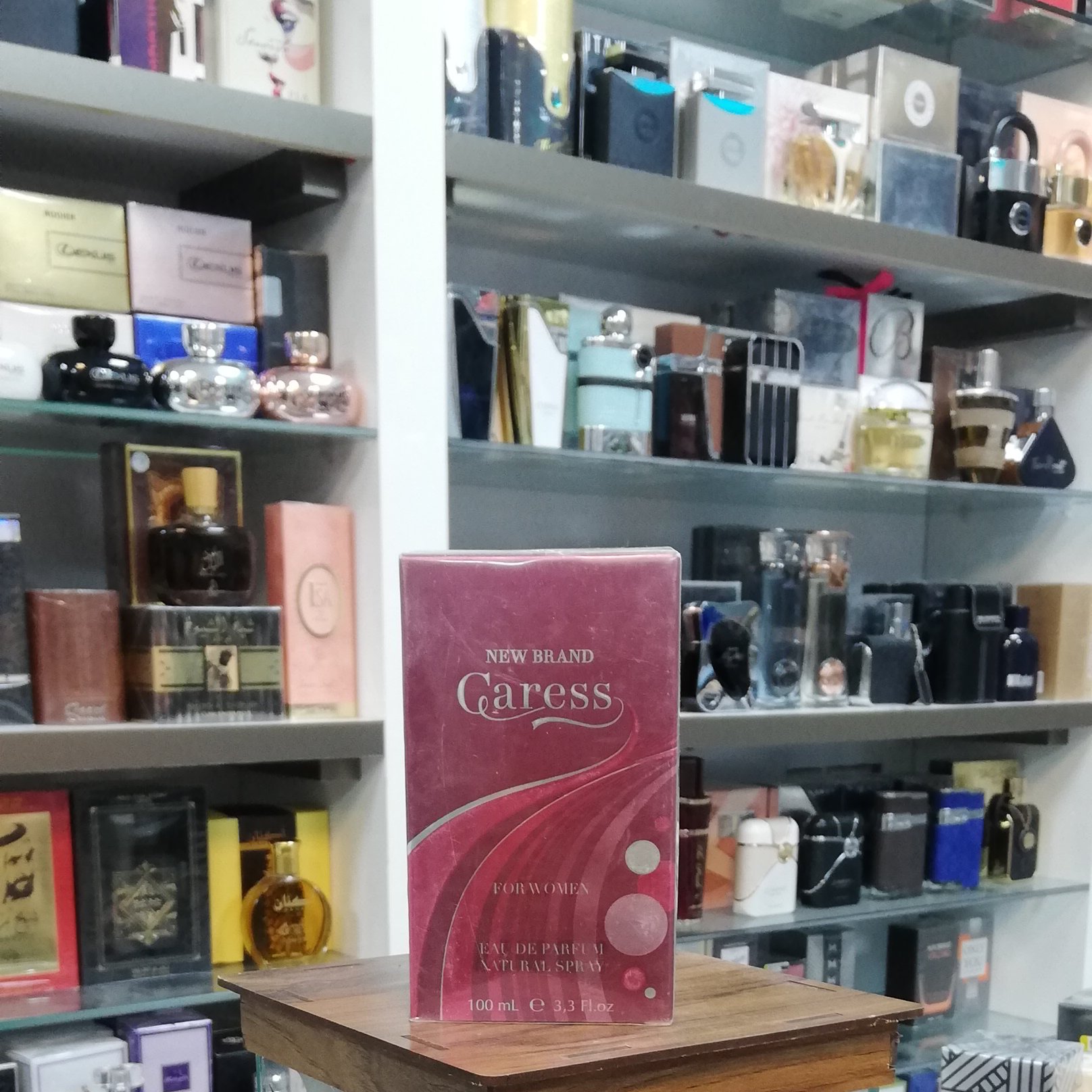 ادوپرفیوم زنانه نیو برند مدل کارس حجم 100 میل New Brand Caress EDP For Women 100ml