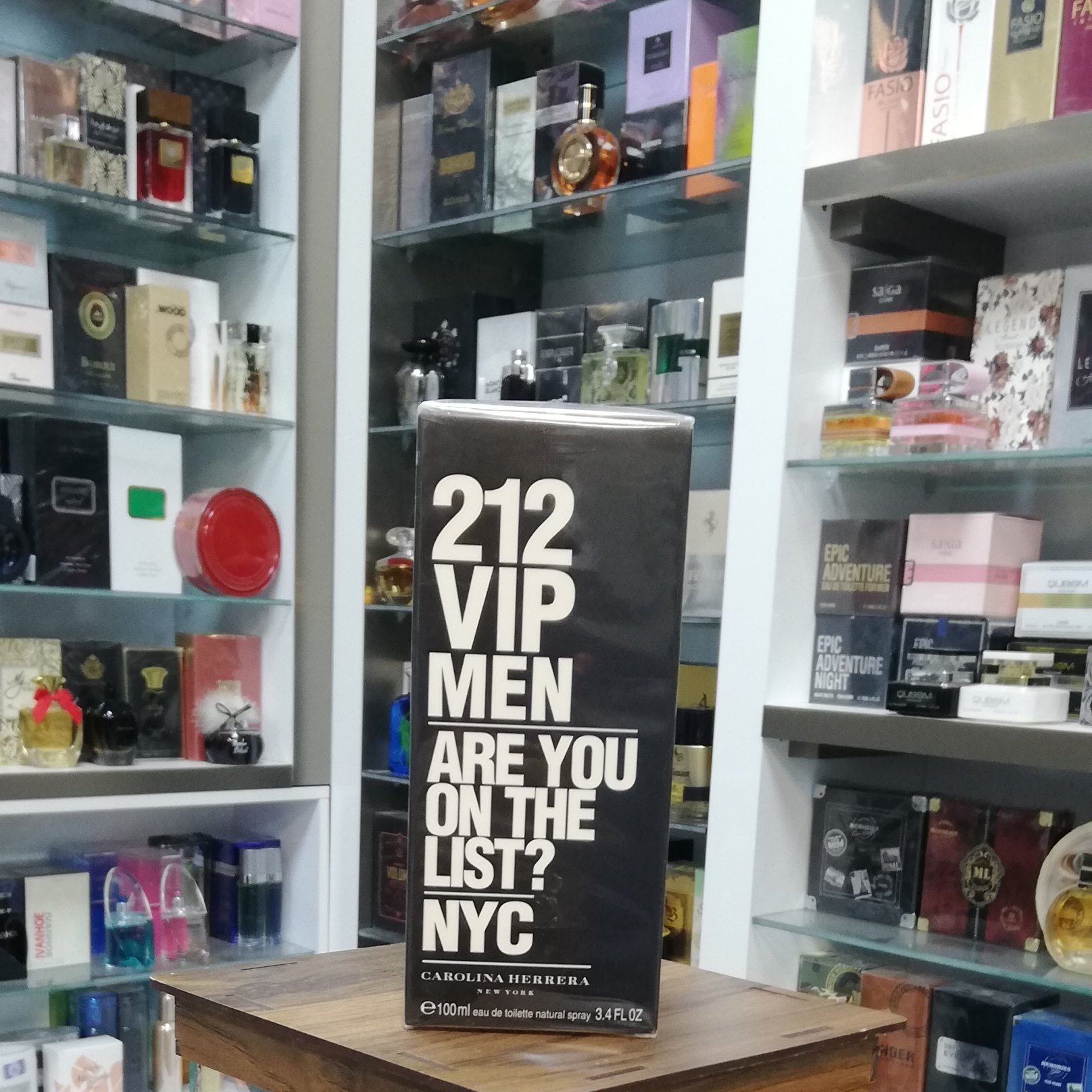 عطر ادکلن 212 وی آی پی مردانه  Carolina Herrera 212 VIP Men