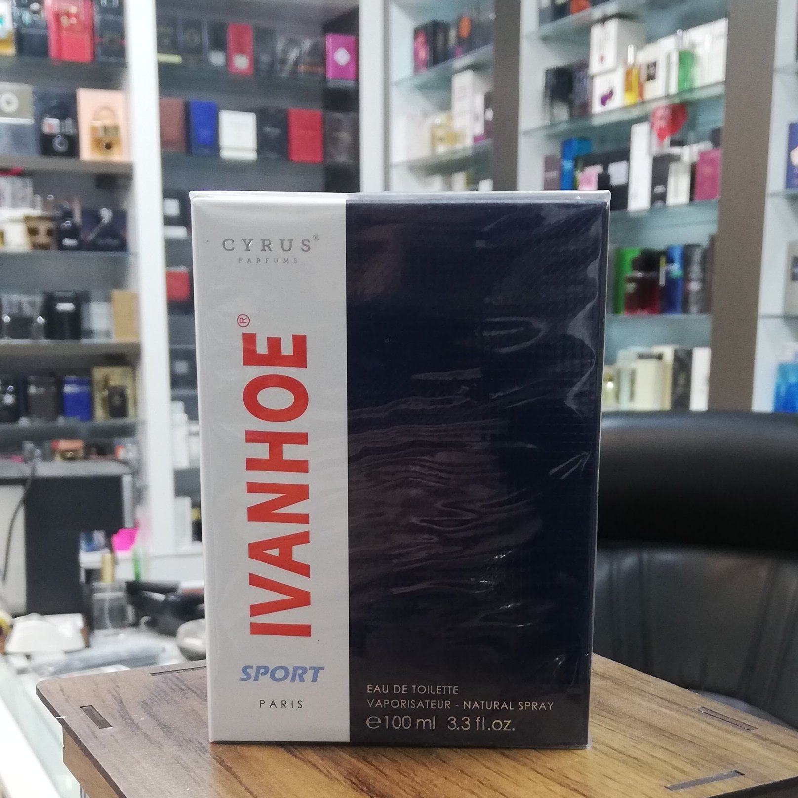 عطر ادکلن ایوانهو اسپرت-آبی  Yves De Sistelle Ivanhoe Sport