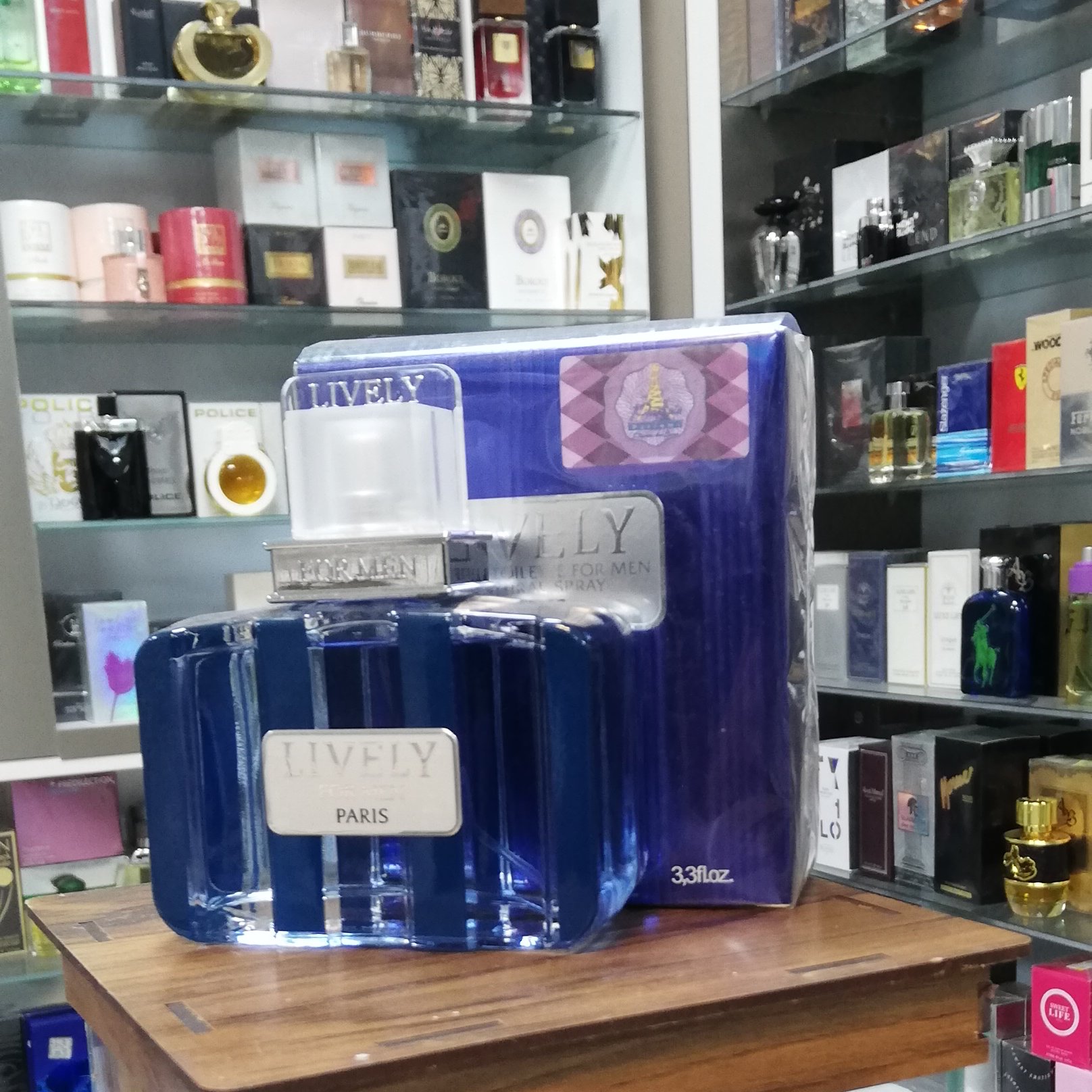 عطرادکلن لایولی لاولی مردانه (آبی) Lively