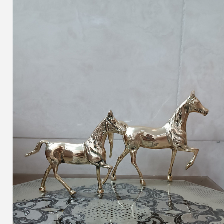 مجسمه دکوری اسب و کره اسب کد 805