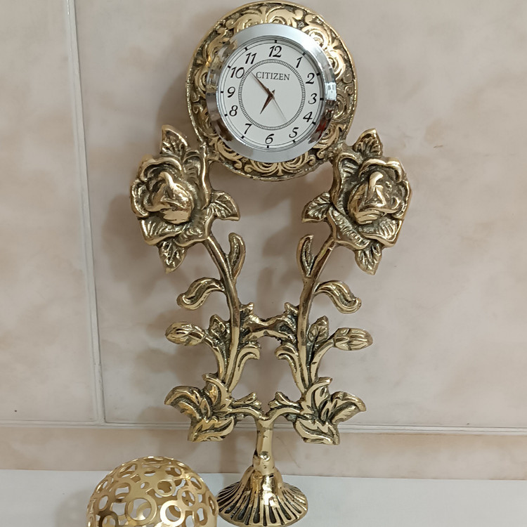 ساعت رومیزی برنجی گل رز کد 312(ساعت برنزی)