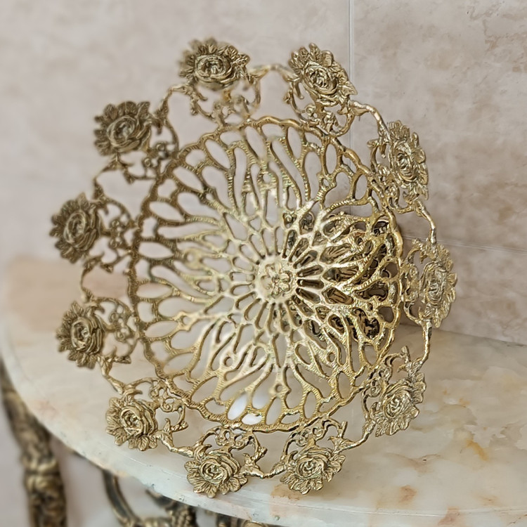 میوه خوری برنجی سایز بزرگ گل رز پایه گوی دار کد 304(میوه خوری برنزی)