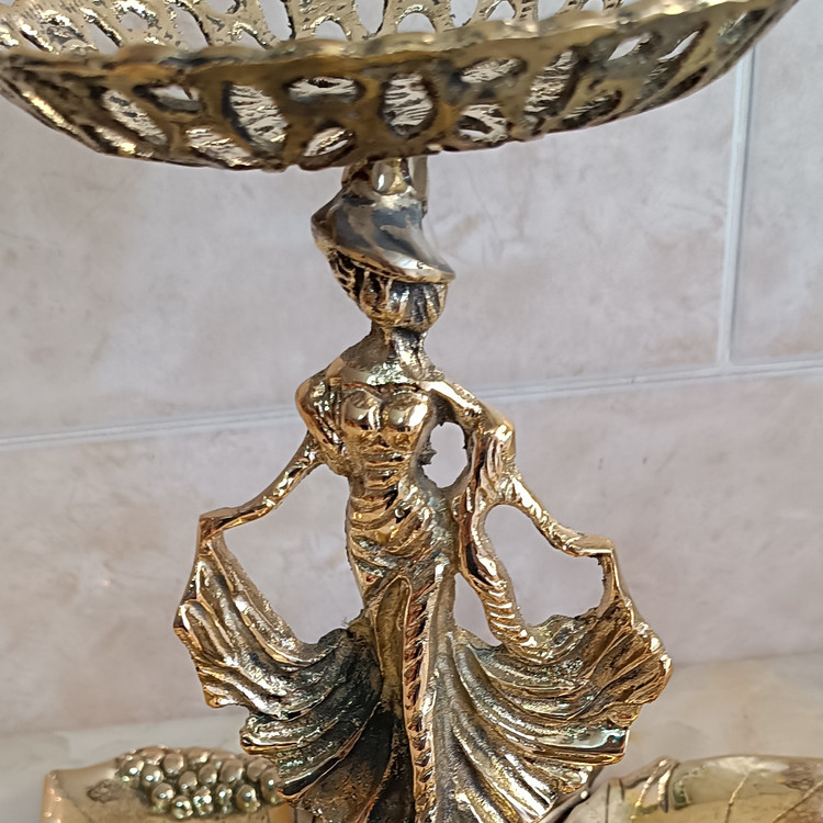 هفت سین برنجی بانو ،هفت سین برنجی برگ،به همراه جای سبزه (اردوخوری) کد 215