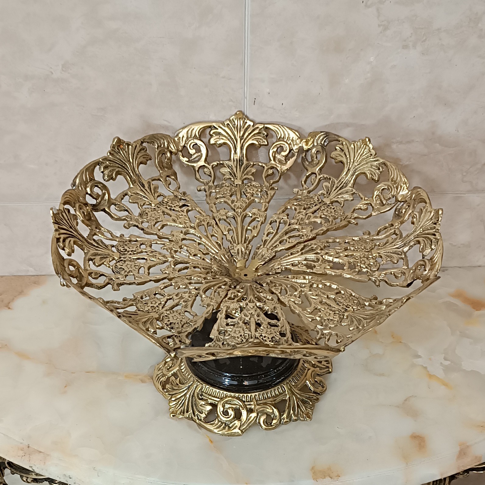 میوه خوری برنجی  توری پایه سنگی کد 241(میوه خوری برنزی)