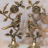 مجسمه برنزی و تزیینی و دکوری حیوانات طرح گل و بلبل رومیزی تک رو(مجسمه برنجی گنجشک )کد 226