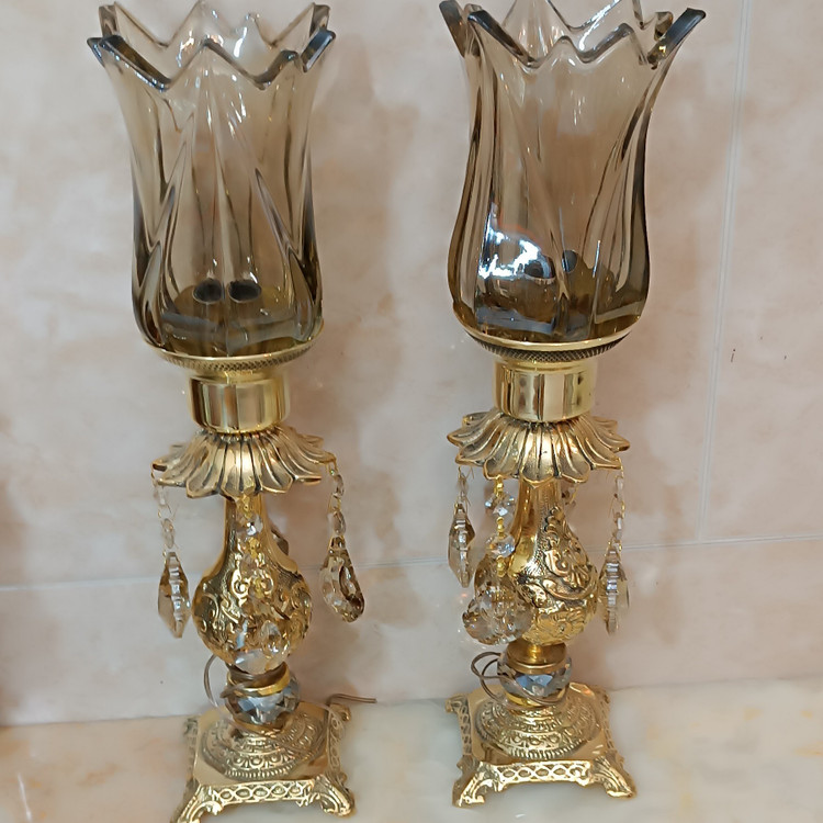 شمعدان برنجی رومیزی با لاله بلند جفتی کد 220 (برنزی)