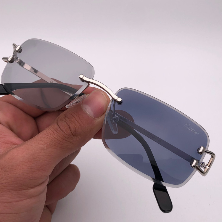 عینک فتوکرومیک از Cartier