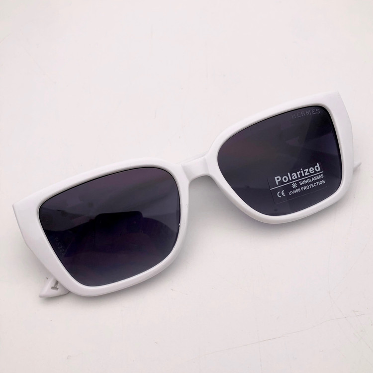 عینک زنانه از برند HERMES