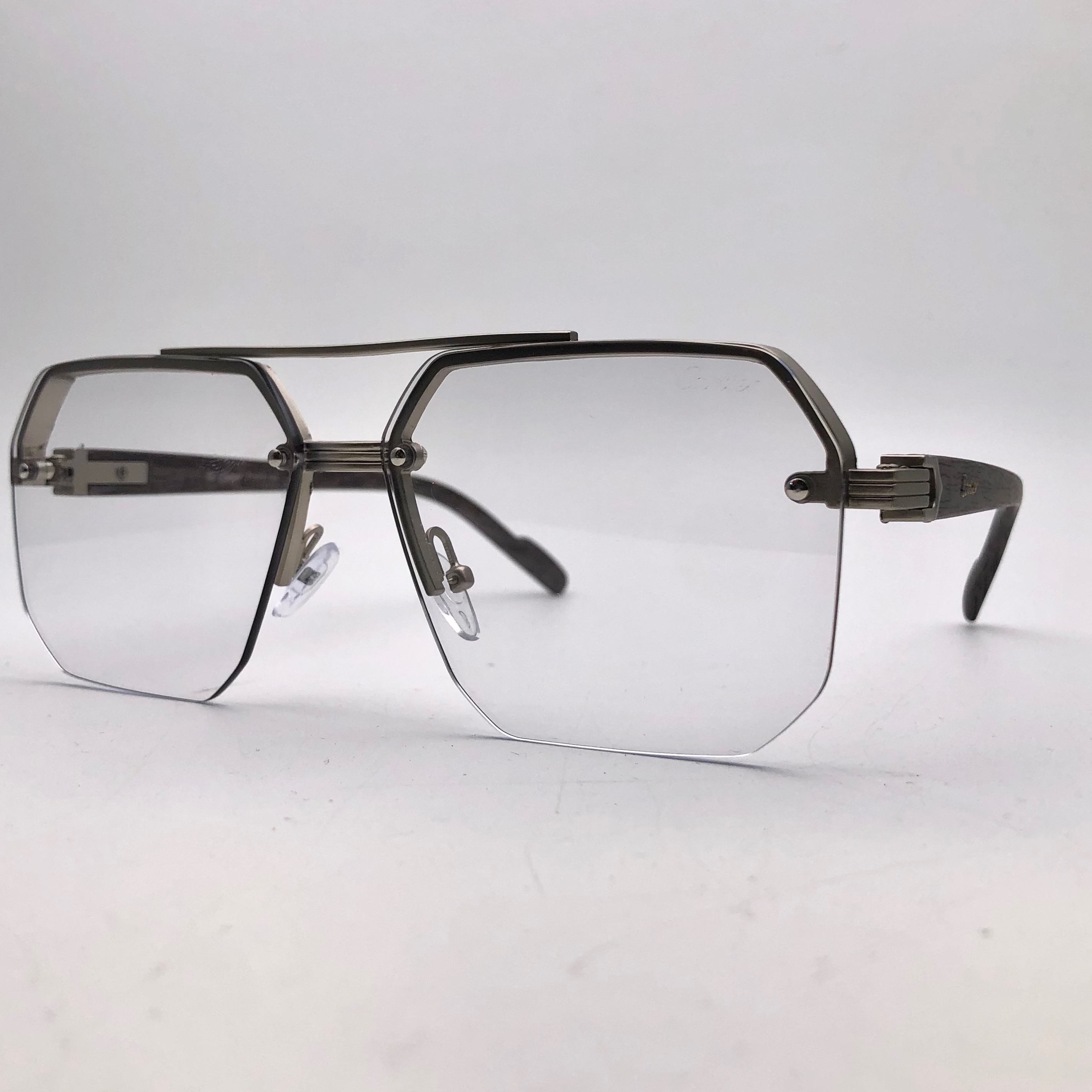 عینک مردانه فتوکرومیک از Cartier