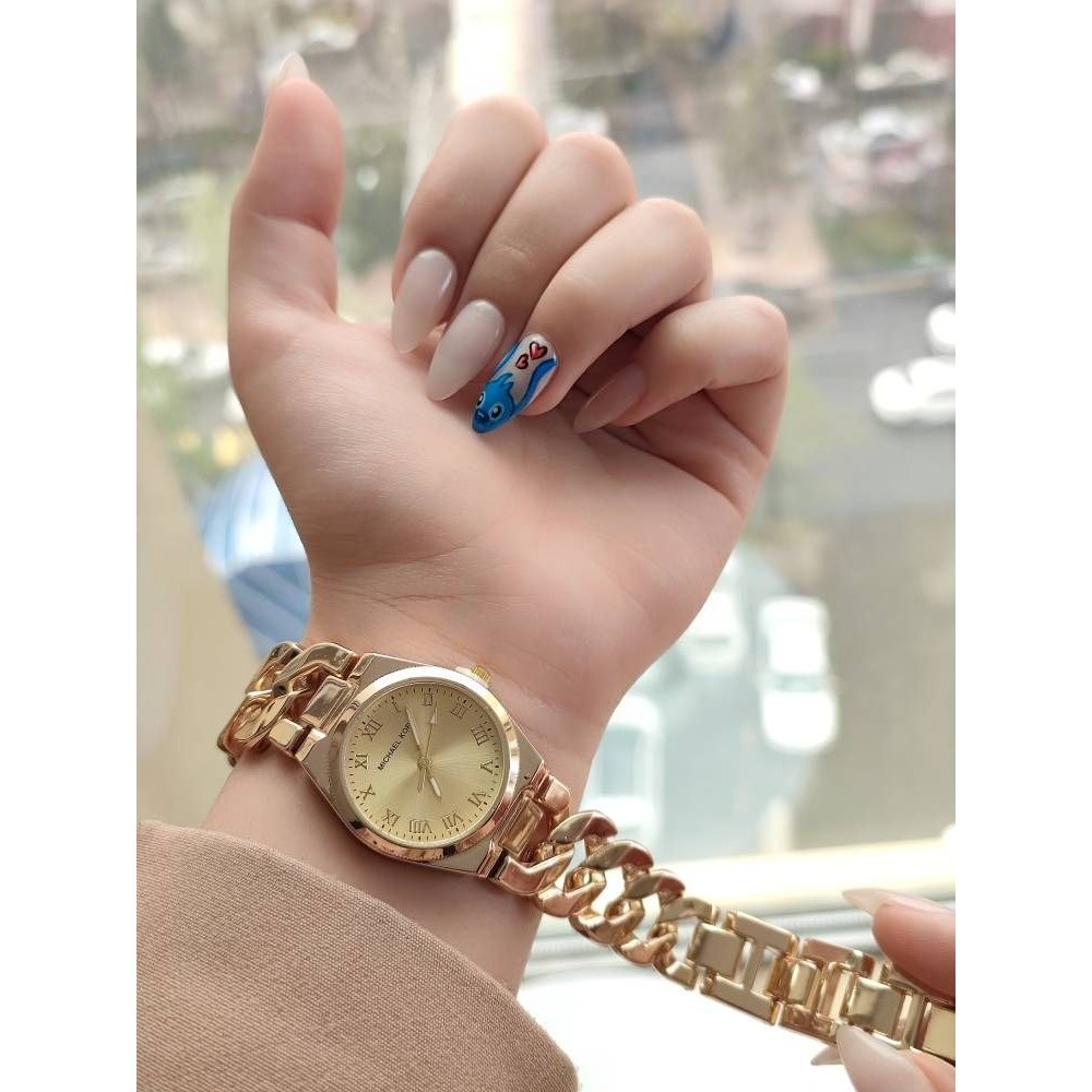 ساعت زنانه میشل کورس کیفیت عالی شیک و زیبا رنگ ثابت ارسال رایگان ۔ساعت زنانه ۔ساعت دخترانه