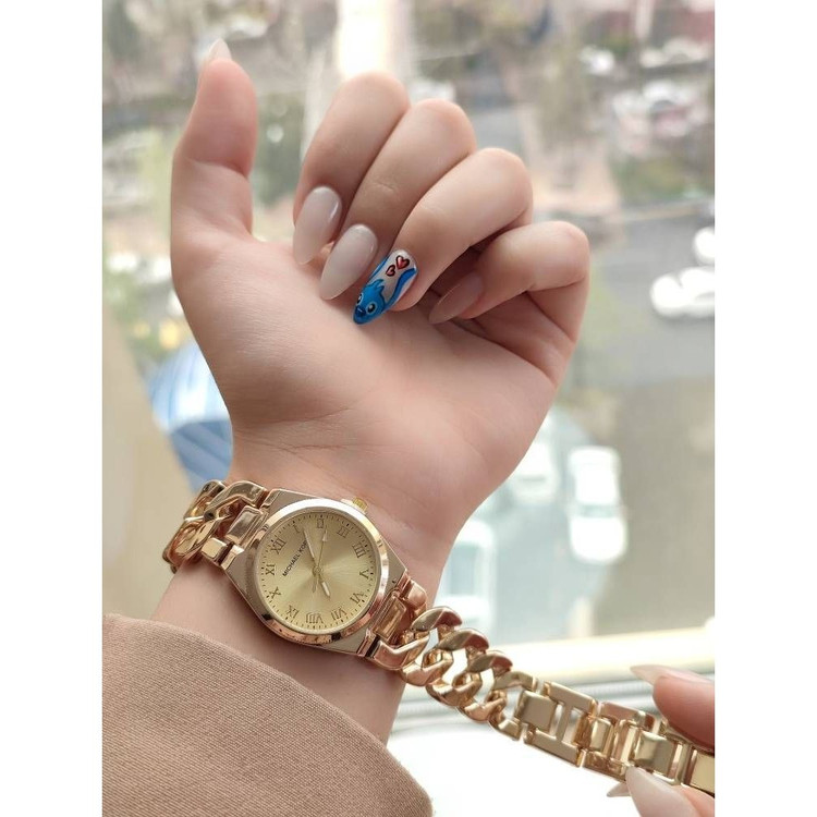 ساعت زنانه میشل کورس کیفیت عالی شیک و زیبا رنگ ثابت ارسال رایگان ۔ساعت زنانه