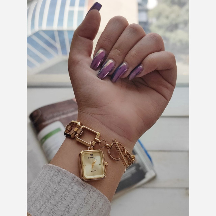 ساعت زنانه برند شنل کیفیت عالی شیک و زیبا رنگ ثابت ارسال رایگان