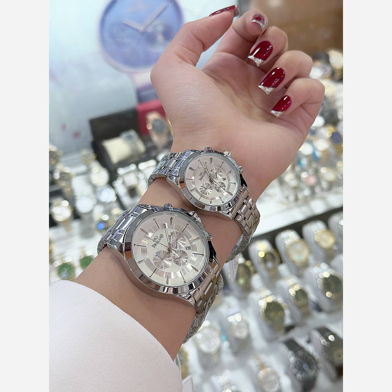 ساعت زنانه و مردانه سویسلند کیفیت عالی تاریخ دار شیک و زیبا به صورت تک و ست قابل سفارش ارسال رایگان