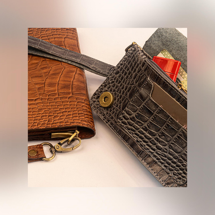 کیف پول چرم عطارد مدل K08