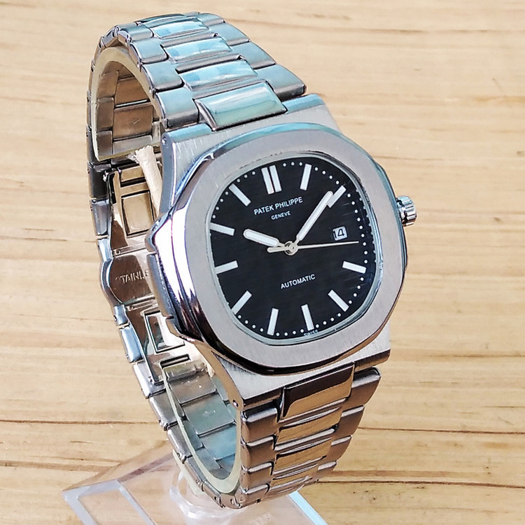 ساعت مچی عقربهای مردانه مدل ناتیلوس بندفلزی کد Patek Philippe NAUTILUS P8168B