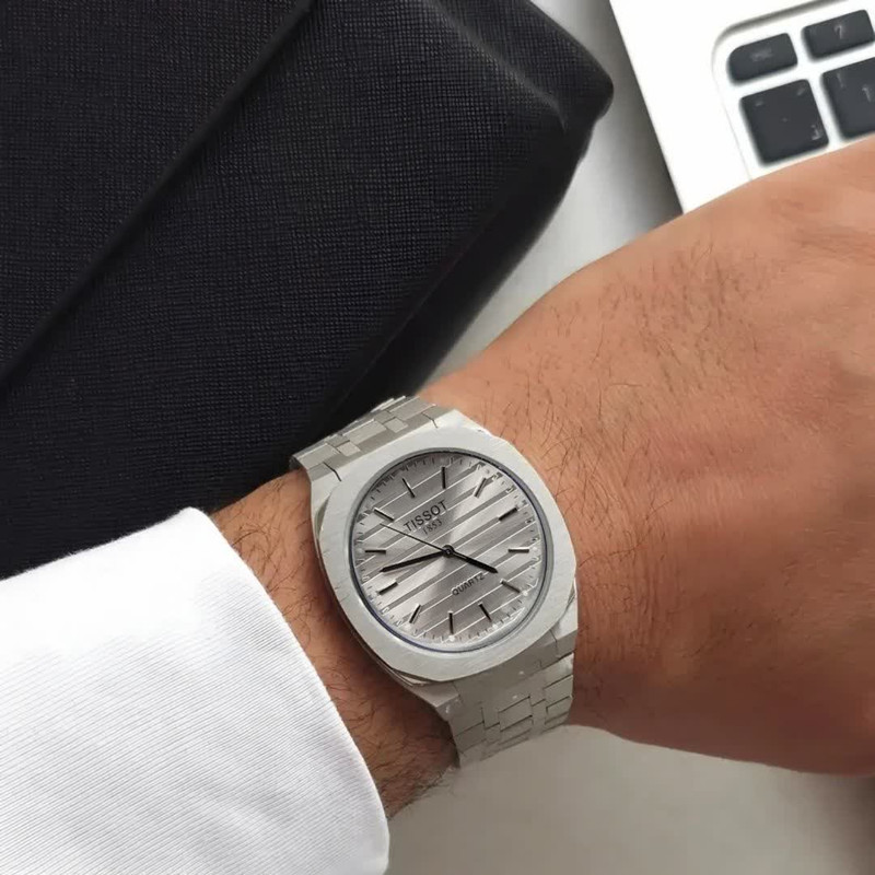 ساعت مچی عقربهای کوارتز مردانه مدل خطی T_S1853 کد 004