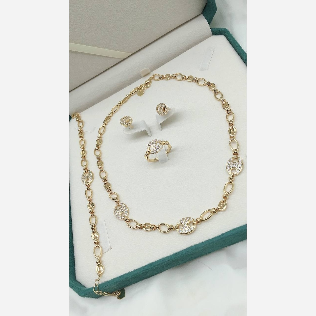 سرویس مشابه هرمس