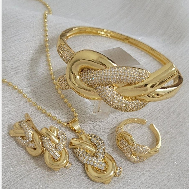 سرویس طرح گره نگیندار