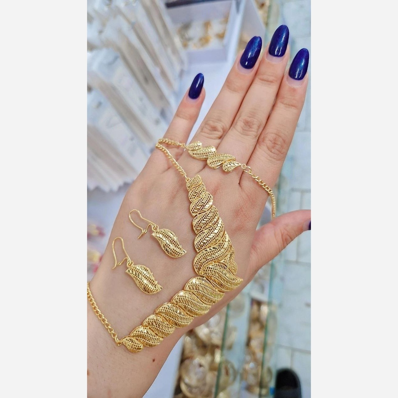 سرویس زنانه برنجی