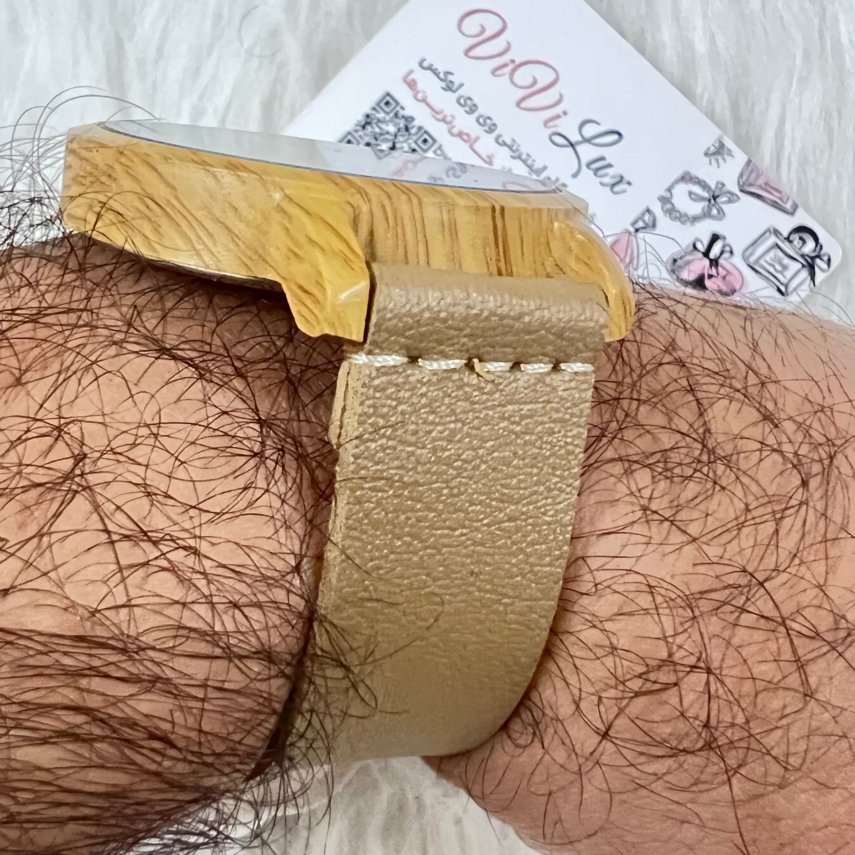 ساعت طرح چوب شرکتی هولوگرامدار والار بند چرمی ضد حساسیت کد 305 مناسب هدیه روز مرد روز پدر روز تولد مدل چوبی خاص فاخر