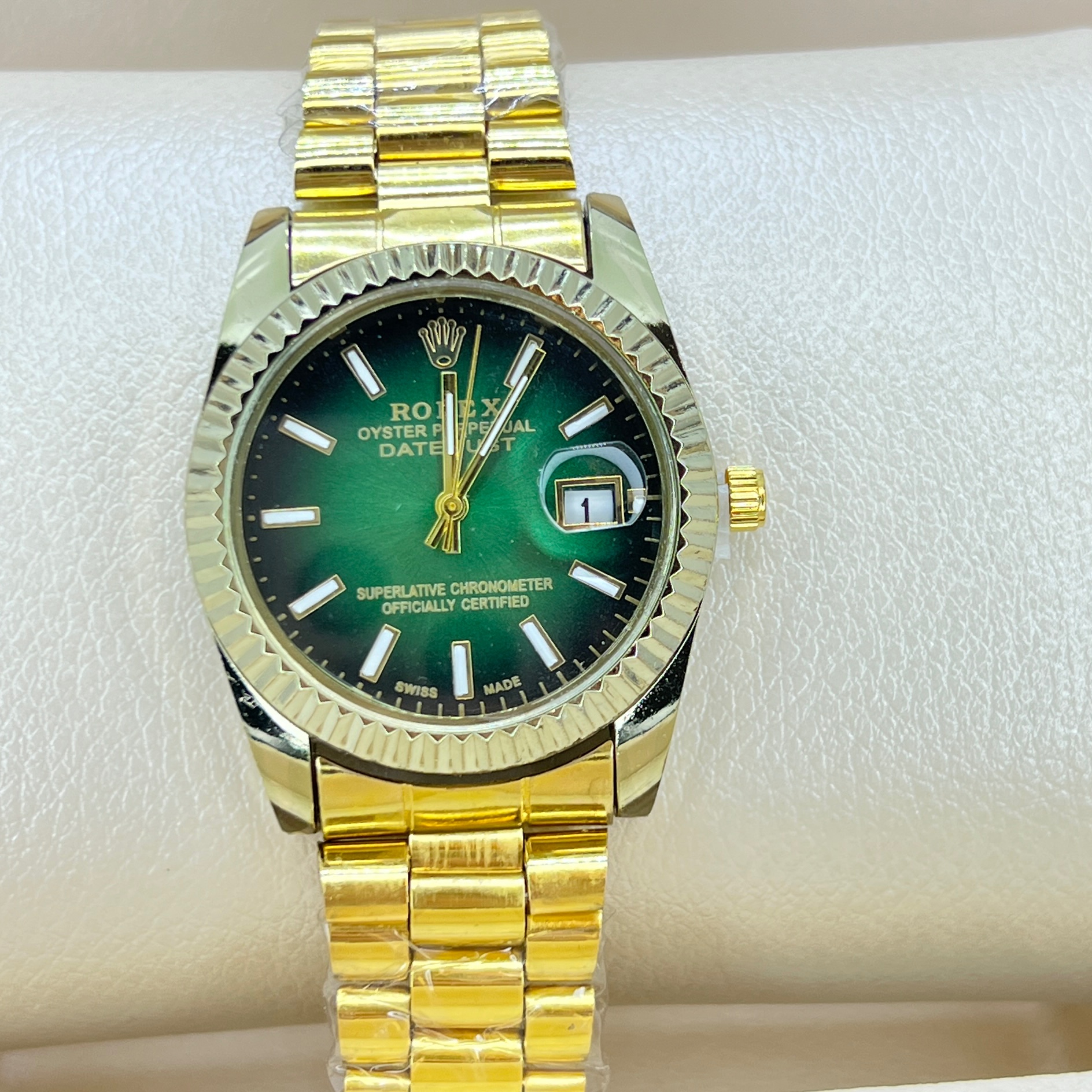 ساعت رولکس صفحه سبز قاب متوسط زنانه و مردانه خاص Rolex