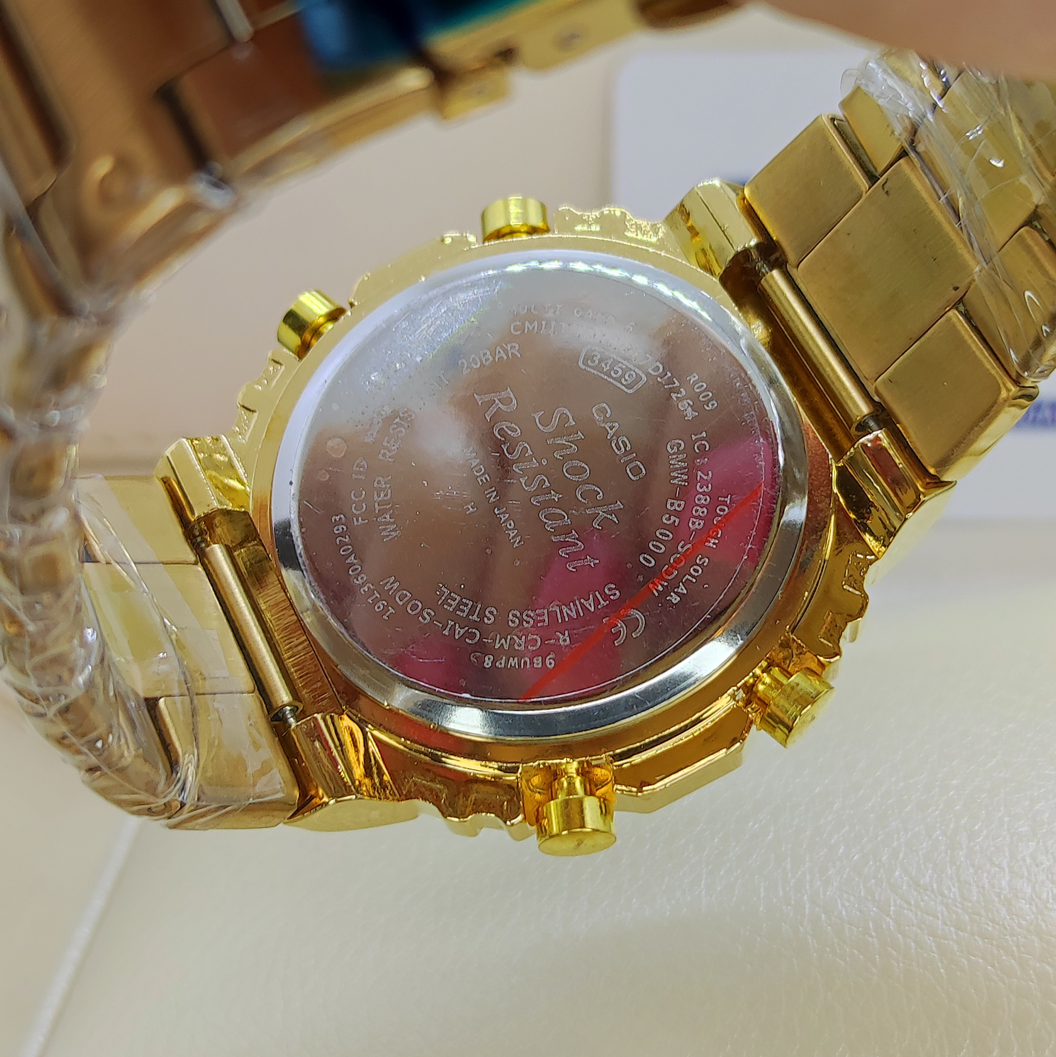کاسیو جیشاک تمام فلزی CASIO G SHOCK 3459 دارای رنگبندی مشکی و طلایی و رزگلد مسی