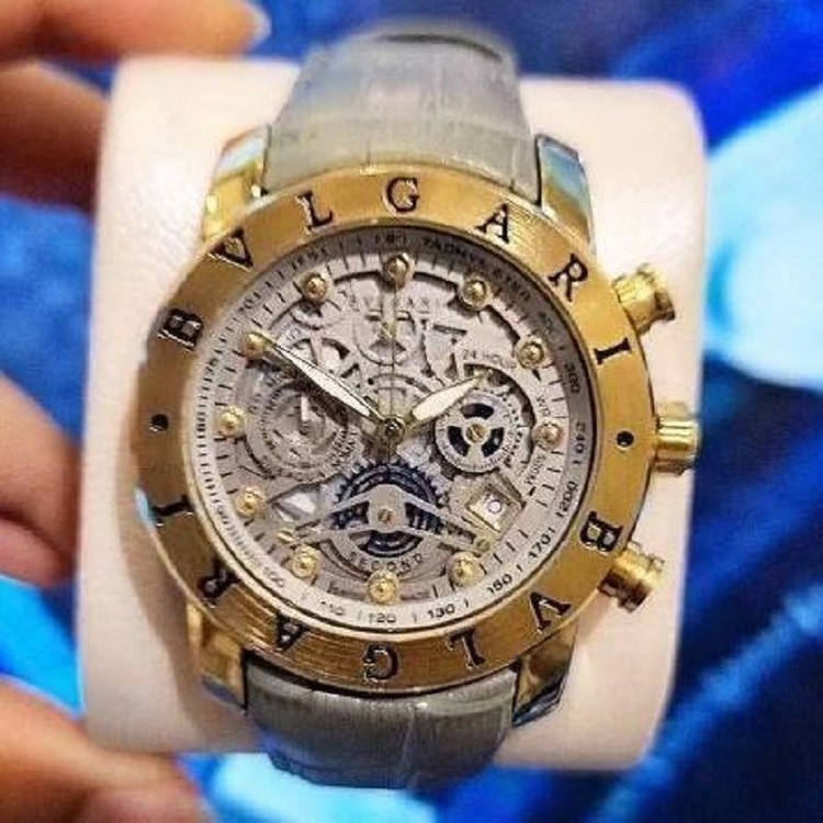 ساعت چهار موتوره بولگاری BVLGARI بند چرم کیفیت عالی AAA کد 01