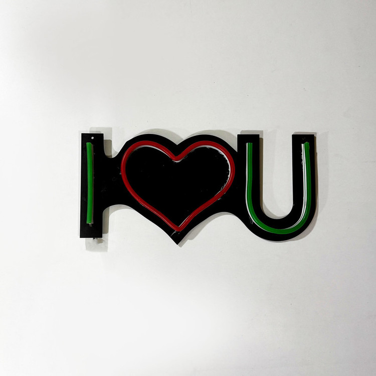 چراغ نئونی مدل i love u