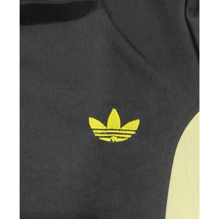 ست مانتو و شلوار ورزشی اعلا آدیداس سایز 2XL