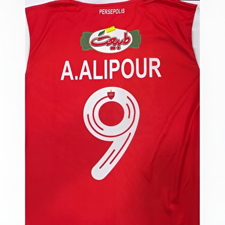 ست جدید لباس ورزشی تیم پرسپولیس طرح علیپور